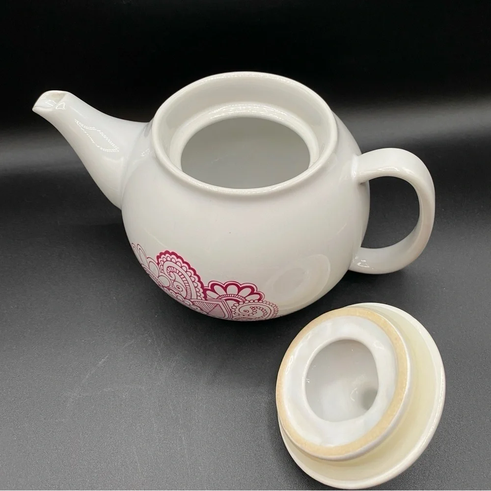 David’s Tea Round Tea Pot with Red Mandala